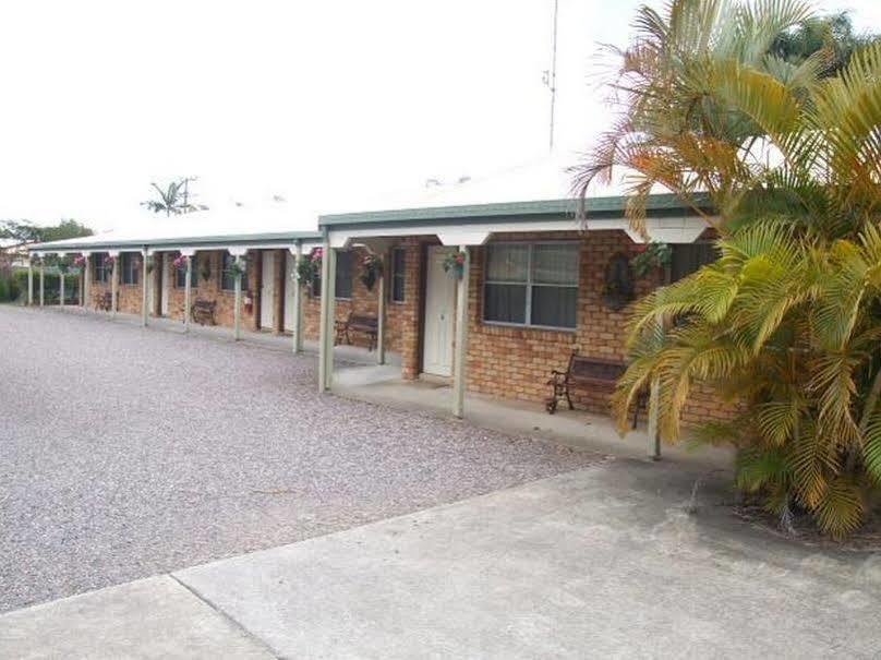 Pacific Paradise Airport Motel Exterior photo